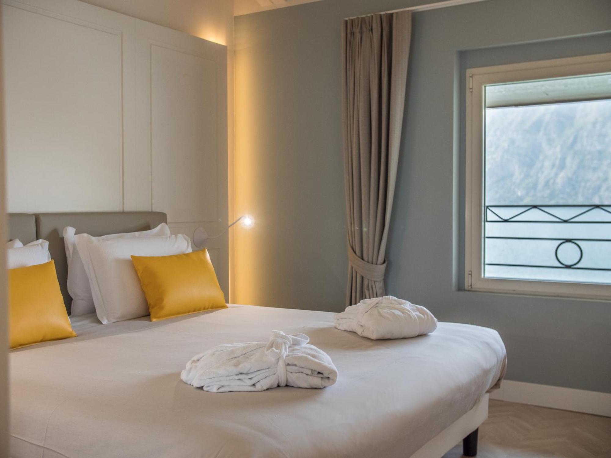 Araba Fenice Hotel 이세오 외부 사진
