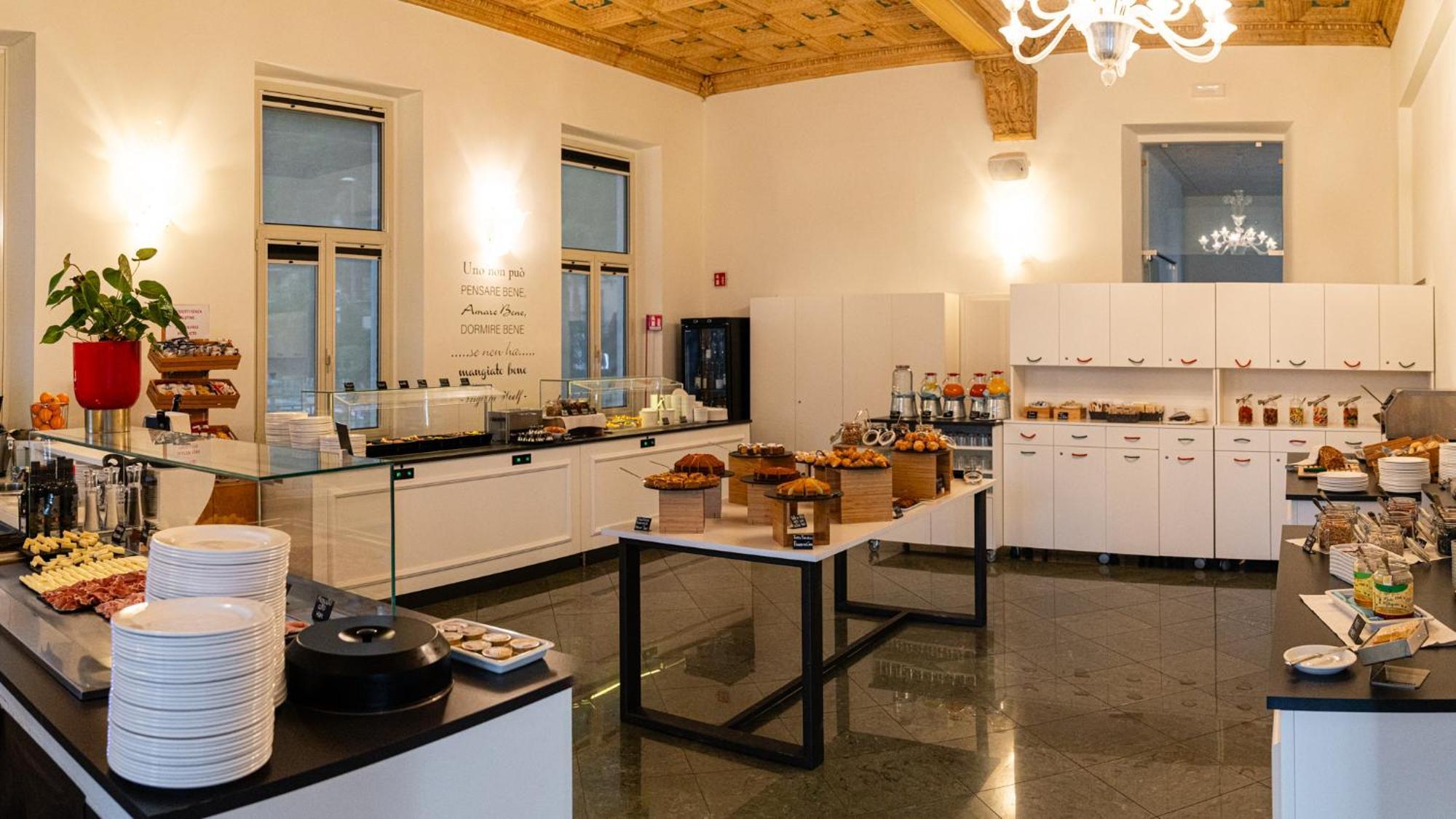 Araba Fenice Hotel 이세오 외부 사진